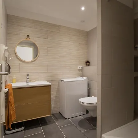 T3 Lumineux A 2 Pas De La Gare Apartmán