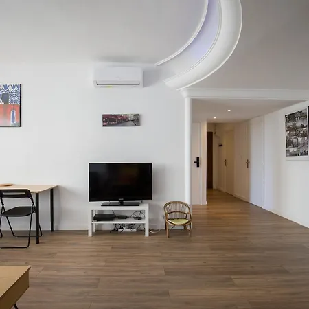 T3 Lumineux A 2 Pas De La Gare Apartmán